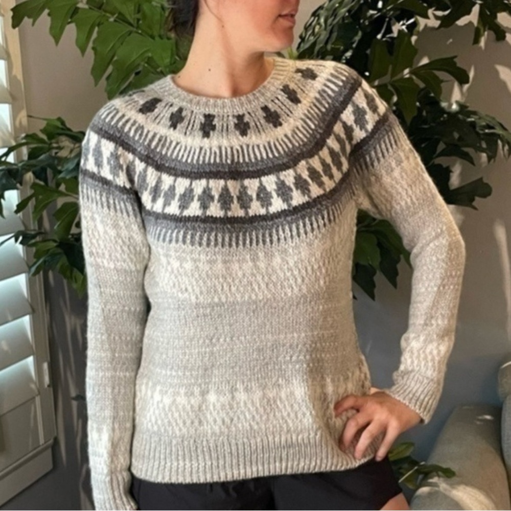 Lucky Brand Nordic Gray and Cream Sweater